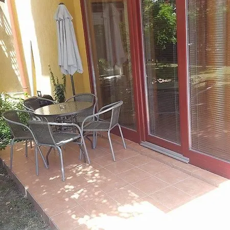 Jenny Apartman Шиофок