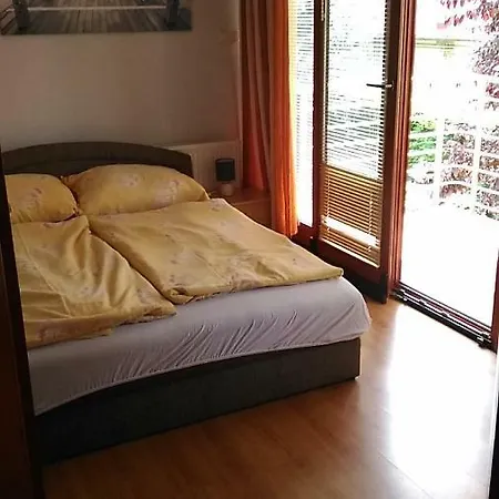 Jenny Apartman * Шиофок
