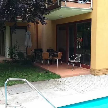 Апартаменты Jenny Apartman Шиофок
